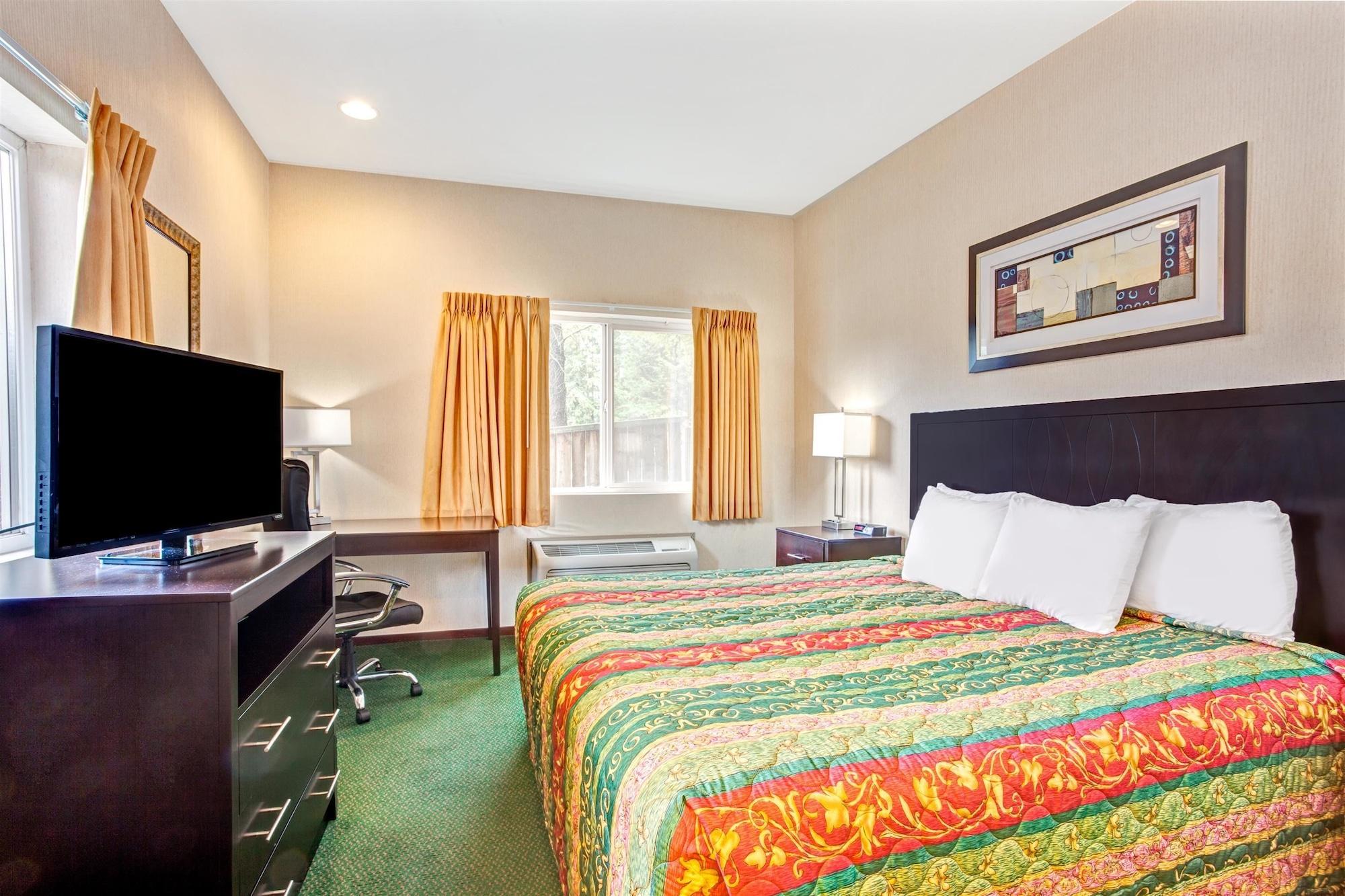 Days Inn By Wyndham Seattle Aurora Shoreline Extérieur photo